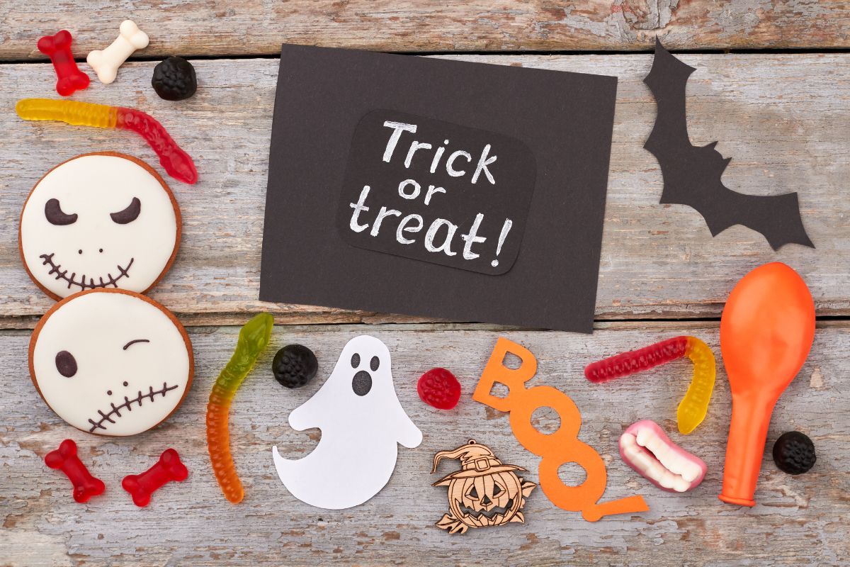 Top 10 Tooth-Friendly Halloween Treats That Kids Will Actually Love